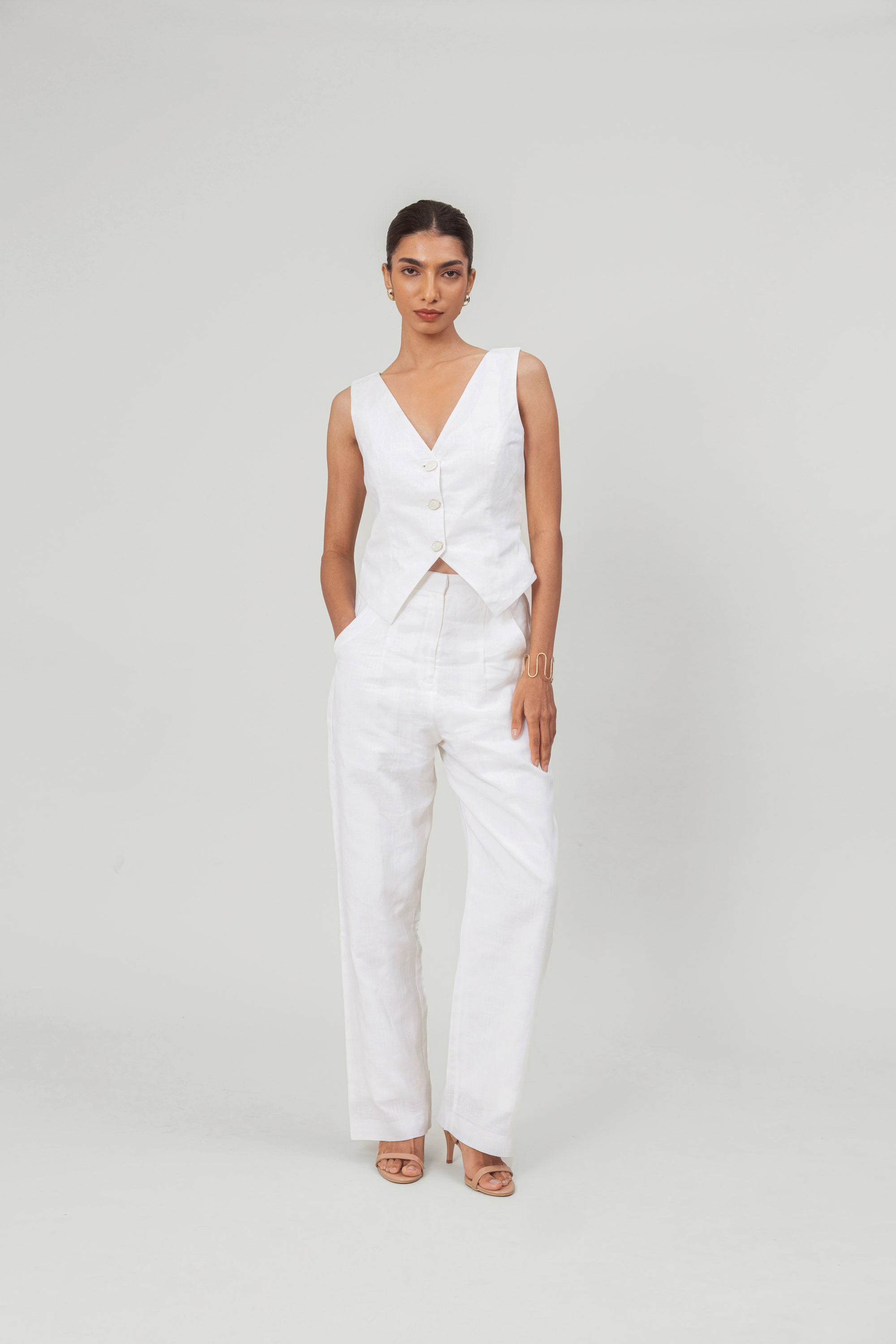 WHITE LINEN TROUSERS