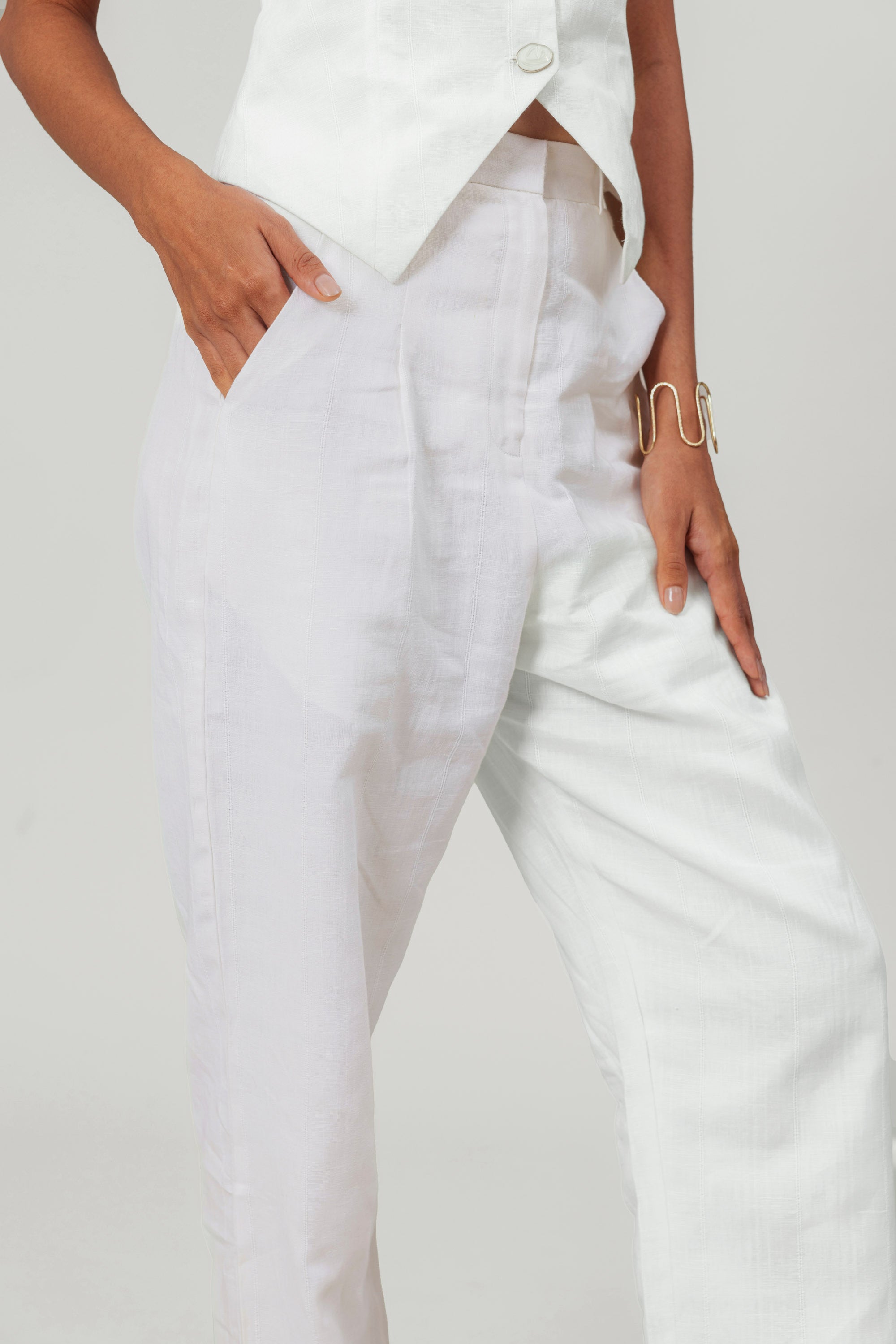 WHITE LINEN TROUSERS