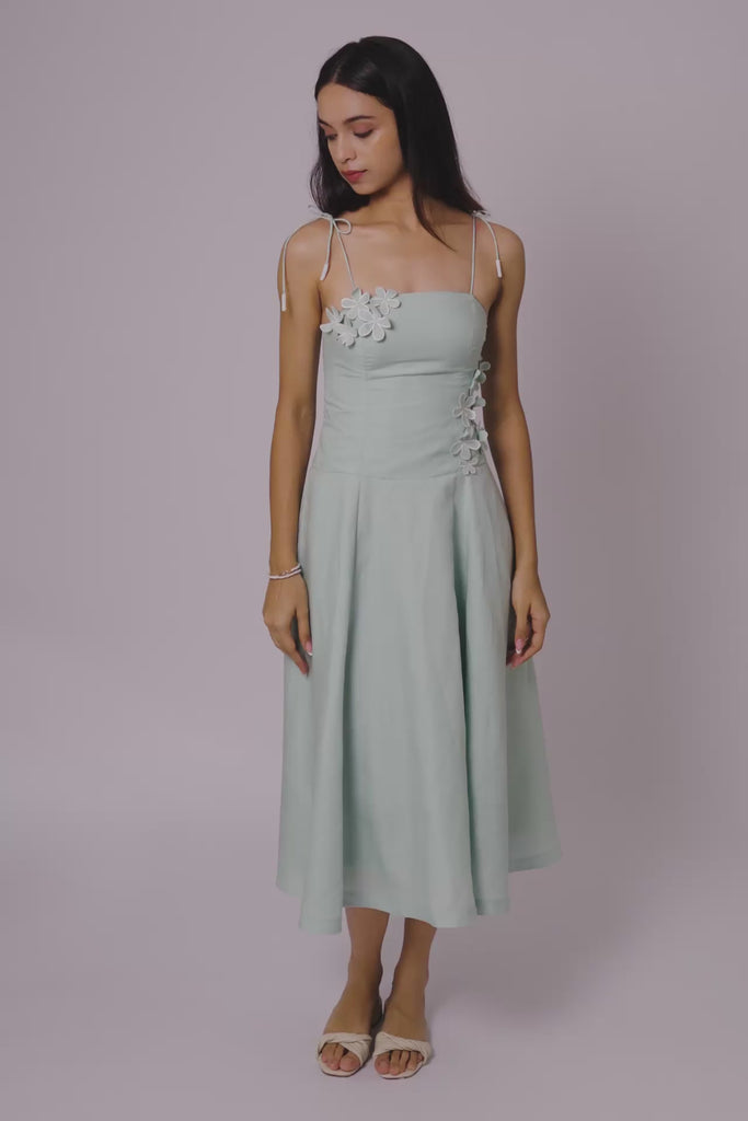 Mint Bloom Midi Dress by Enhyphen